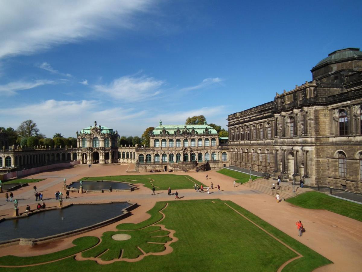 Ferienwohnung Und Pension "Zur Aue" Konigsbruck Exterior foto
