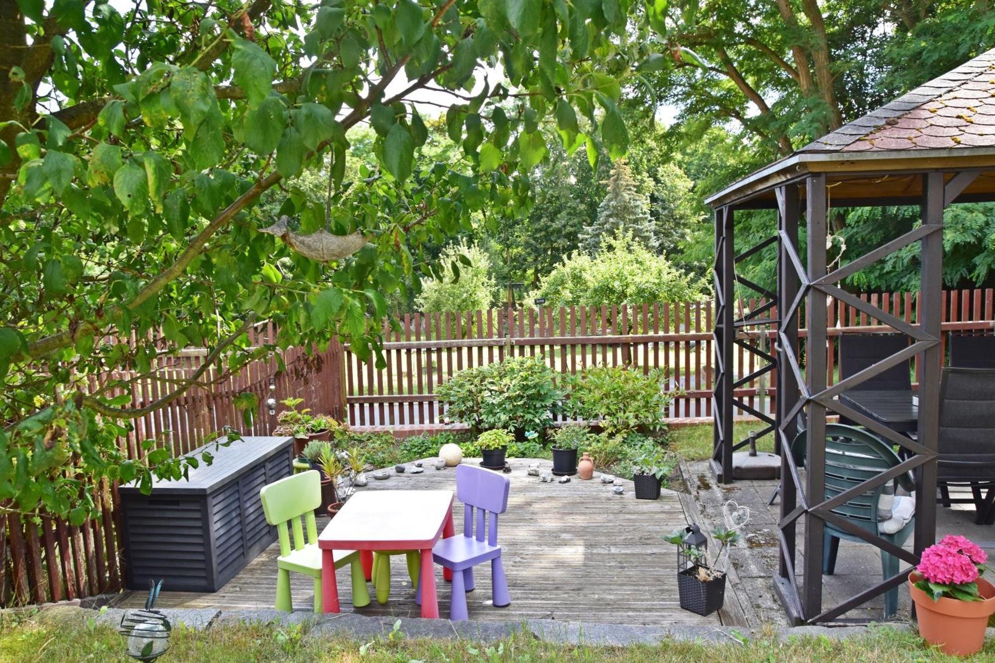 Ferienwohnung Und Pension "Zur Aue" Konigsbruck Exterior foto